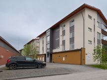 Julkisivu