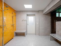 Taloyhtiön saunatilojen kylpyhuone