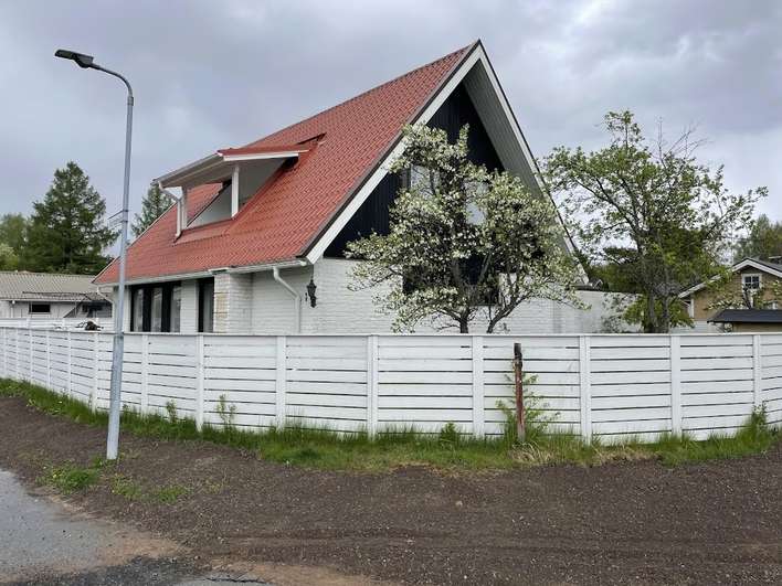 Omakotitalo, 5h,k,khh,kph,sauna,2xwc,aula,vh,et,parveke+AUTOTALLIRAKENNUS, 163 m², Koivistonluoto, Pori