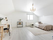 Makuuhuone 3 / Yläkerta