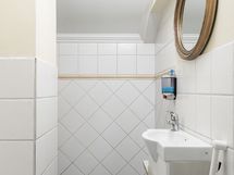 Majoitushuoneen kylpyhuone