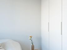 makuuhuoneessa myös vaatekaappeja