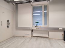 Toimistohuone, jossa vanha holvi