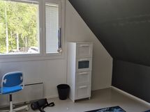 Yläkerran makuuhuone 4