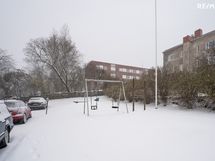 Taloyhtiön suojaisa piha-alue