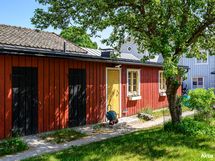 yhteinen saunarakennus