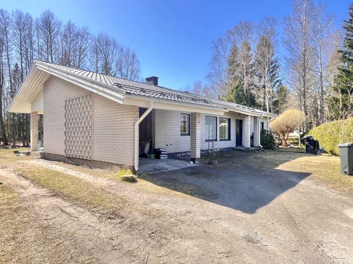 Omakotitalo, 4h, k, th, 2x wc, kph, s, khh, var, autokatos, 107/127 m², Enäjärvi, Pori