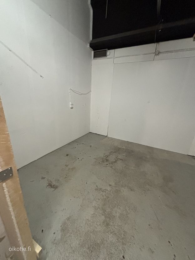 Business premises image