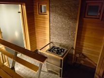 Yhteistilojen sauna