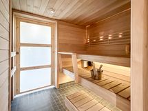 Taloyhtiön sauna.
