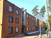 julkisivu kevät-talvi kuva