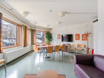 Yhtiön viihtyisä kerhotila