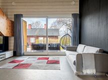 Näkymä pihalle