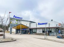 24/7 S-Market palvelee alle 10 min kävelymatkan päässä.
