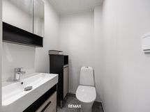 Yläkerran wc