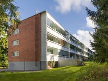 Karhuntie 10:ssä on mm. putkiremontit tehtynä/ I Björnvägen 10 är bl.a. rörrenoveringen redan gjort