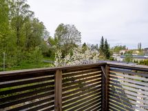Yläkerta MH2 parveke