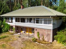 päärakennus