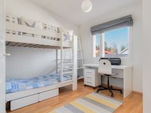 yläkerran huone