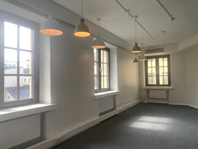 Toimitila, 77 m², Keskusta