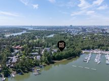 Helsinkin itäosassa sijaitseva Tammisalo on arvostettu ja rauhallinen pientaloalue meren lähellä.