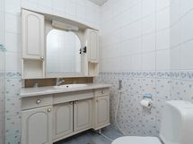 Erillinen wc
