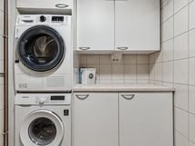 Kodinhoitohuone-pesuhuone