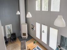 Olohuone yläkerrasta