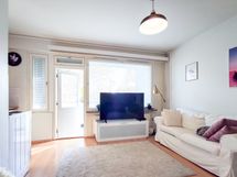 Viihtyisä ja toimiva koti suositussa Oulunkylässä!