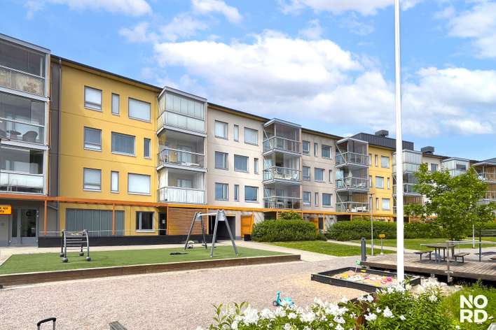 Kerrostalo, 3h, k, s, las.p (yhtiöjärjestys: 3h+kt+s), 67,5 m², Kuninkaantammi, Helsinki