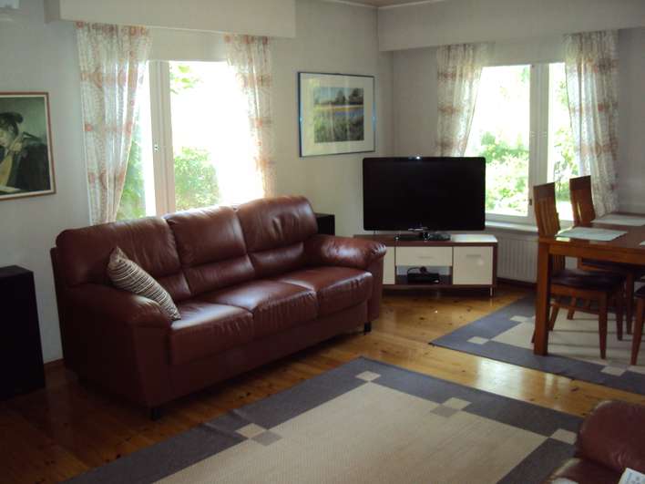 Omakotitalo, 3h, 85/145 m², Mansikkala – pohled 2