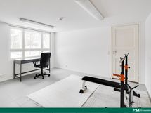 Työhuone/makuuhuone