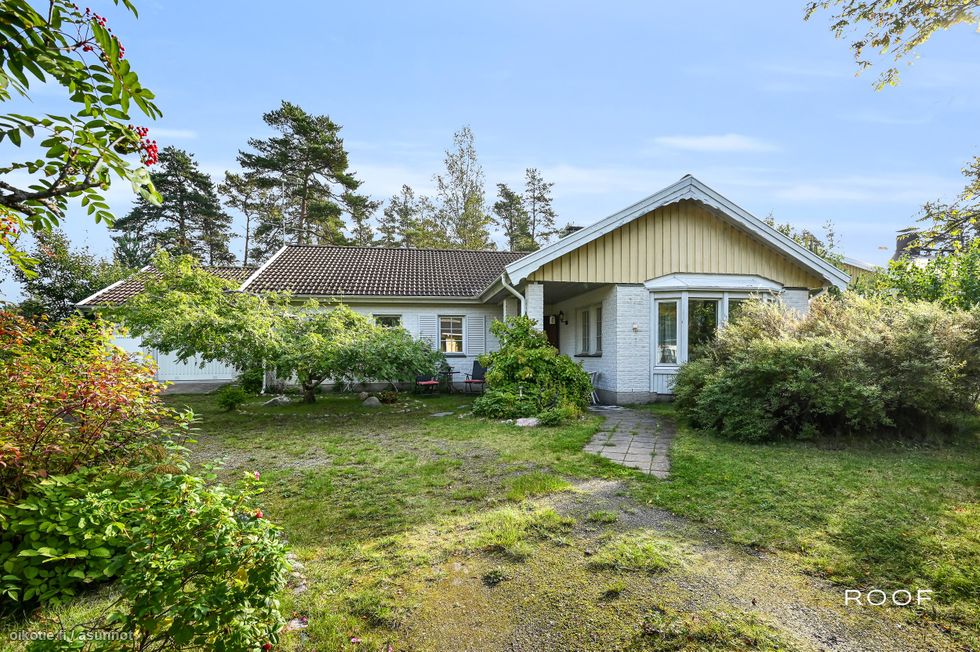 Rusthollinharju 8 - Rusthållsåsen 8