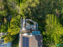 Luonto ja kukkaro kiittävät - aurinkopaneelit