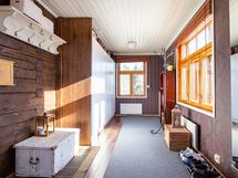 Eteinen
