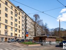 Julkisivu