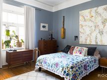 Makuuhuone sisäpihan puolella.