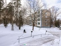 Parvekkeelta avoimet näkymät