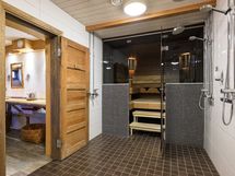 Suihkut ja löylyhuone