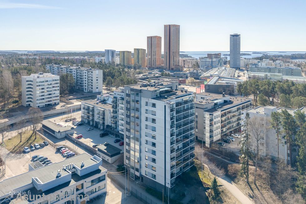 Rajapaadenraitti 3 on talo, jossa viihtyvät sekä lapsiperheet että seniorit. Se on rikkaus.