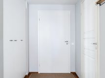 Eteinen
