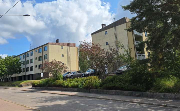 Liiketila, Karhuvuori, Kotka