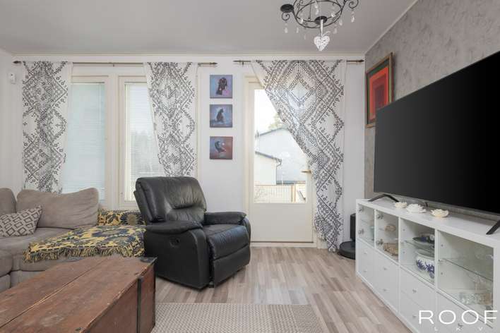 Rivitalo, 5h, k, kph/wc, s, wc, parv, terassipiha, 103 m², Kruununmaa – pohled 3