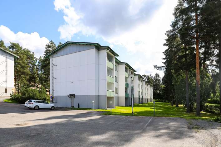 Kerrostalo, 4h, k, kph/wc, erillis wc, lasitettu parveke, 94 m², Suorama, Kangasala