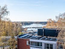 Upea merimaisema olohuoneesta / parvekkeelta