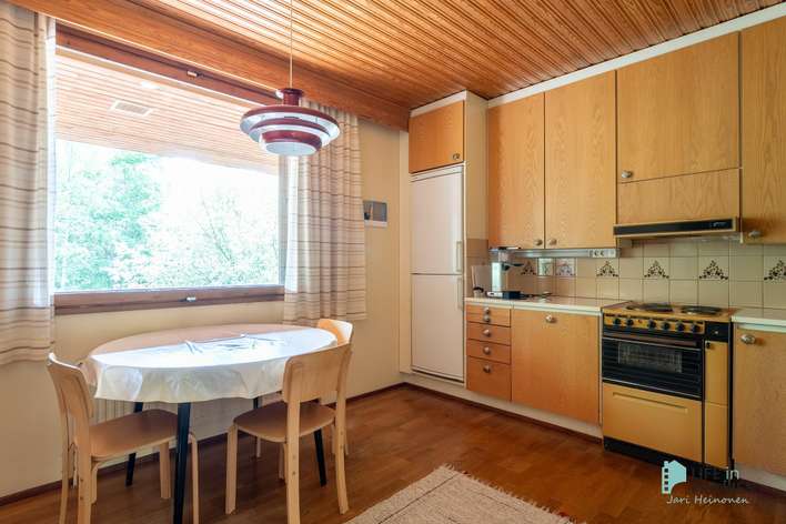 Rivitalo, 4h+k+s, 133,5 m², Keituri - Näkymä 3