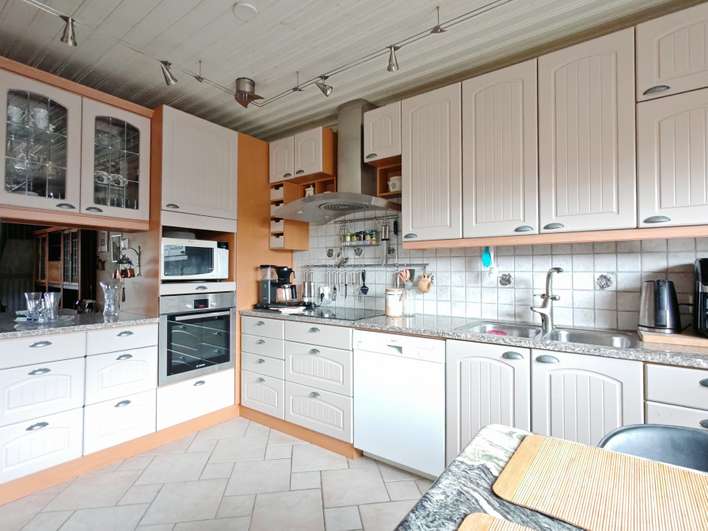 Paritalo, 5h, k, s, kph, khh, th, 2 x wc, p, varastotiloja, 150/196 m², 7 kaupunginosa - Näkymä 4