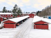 autokatospaikka kuuluu huoneistoon