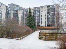 Julkisivu
