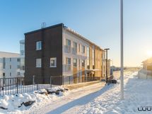 Julkisivu sisäpihalle